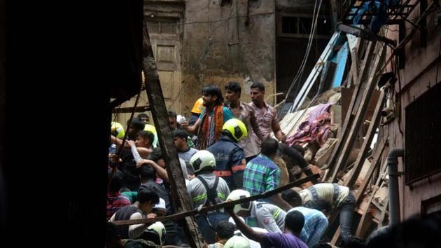 Rescue operations underway at the spot in Dongri.(HT File)