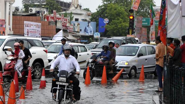 According to IMD data, Gurugram has remained rain deficit in the period when the country receives the maximum rainfall.(Dheeraj Dhawan/Hindustan Times)