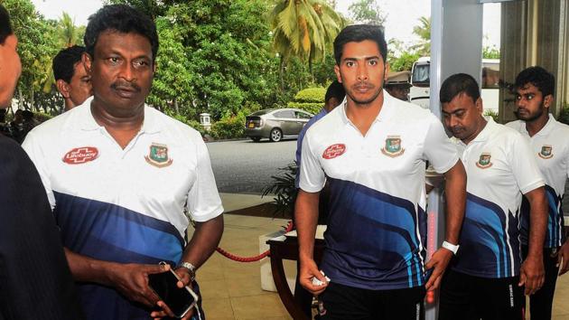 Bangladesh cricketer Soumya Sarkar (C) arrives with teammates in Colombo. (AFP) Bangladesh cricketer Soumya Sarkar (C) arrives with teammates in Colombo. (AFP)