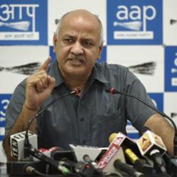 Students of Delhi government and aided schools will not have to pay any fees for Class 10 and 12 CBSE examinations and the cost will be born by the city dispensation, Deputy Chief Minister Manish Sisodia announced on Tuesday. (Burhaan Kinu/HT file) Students of Delhi government and aided schools will not have to pay any fees for Class 10 and 12 CBSE examinations and the cost will be born by the city dispensation, Deputy Chief Minister Manish Sisodia announced on Tuesday. (Burhaan Kinu/HT file)
