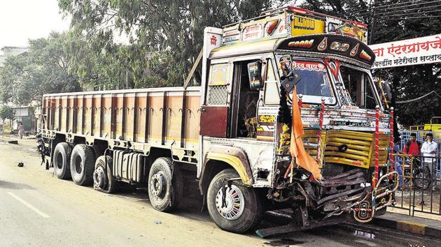 Nine students were killed in a SUV-truck collision on Pune-Solapur highway on July 20.(HT FILE)