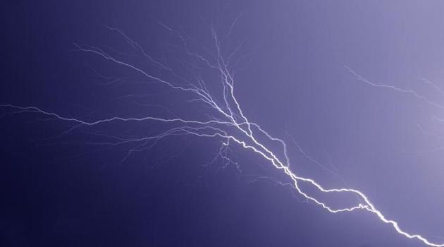 Thunder and lightning strike killed 24 people in Uttar Pradesh and Rajasthan. (Ravindra Joshi/HT PHOTO) Thunder and lightning strike killed 24 people in Uttar Pradesh and Rajasthan. (Ravindra Joshi/HT PHOTO)
