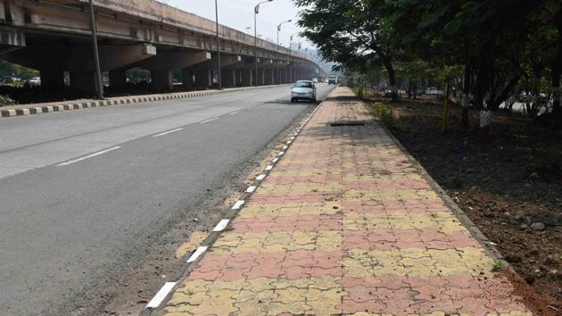 In a move to make Lower Parel more pedestrian-friendly, two kilometres of the footpath from Rakhangi chowk to Deepak cinema (Senapati Bapat Marg) will be revamped soon.(Bhushan Koyande/ Hindustan Times (Representative image))