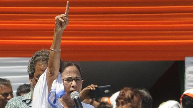 West Bengal Chief Minister and Trinamool Congress Supremo Mamata Banerjee addresses a rally to commemorate Martyr’s Day, at Esplanade in Kolkata, India, on Sunday, July 21, 2019.(Samir Jana/HT Photo)