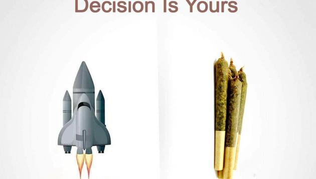 The tweet has pictures of India’s mission to moon - Chandrayaan2.(Twitter/@PoliceRajasthan)