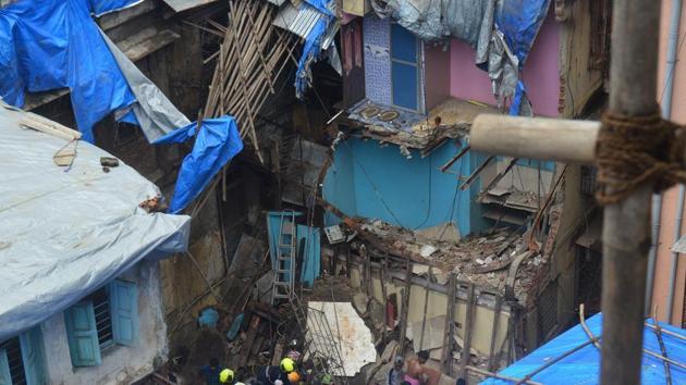 The building collapse in Dongri killed 13 people.(HT FILE)