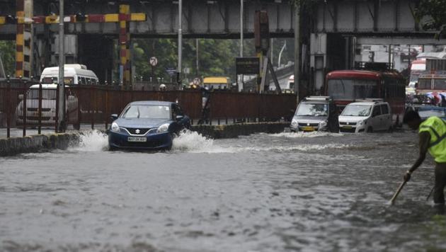 Water logging at Gandhi Market, Sion. (Kunal Patil/HT photo) Water logging at Gandhi Market, Sion. (Kunal Patil/HT photo)