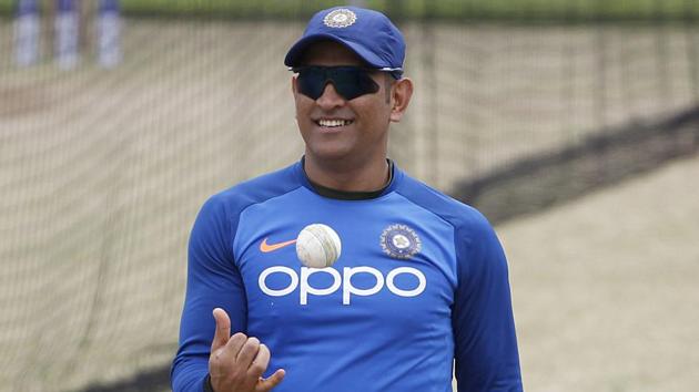 dhoni in indian jersey