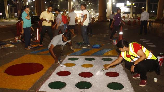 These residents were inspired by Ciclovia, a weekly open street event in Bogota, Colombia, and the Raahgiri Day was born.(Yogendra Kumar/HT PHOTO)