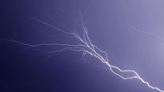 Lightning in Bihar, 39 killed.(HT Photo) Lightning in Bihar, 39 killed.(HT Photo)