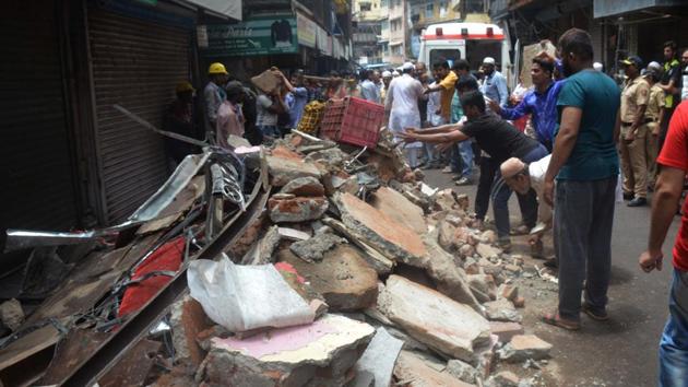 Thirteen people were killed in the Dongri residential building collapse.(HT Photo)