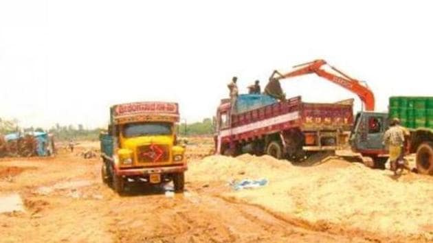 Sand extraction has been stalled in the state on account of various orders of courts and the National Green Tribunal as the extraction threatened riverine islands and plantations along river banks. (HT File photo) Sand extraction has been stalled in the state on account of various orders of courts and the National Green Tribunal as the extraction threatened riverine islands and plantations along river banks. (HT File photo)