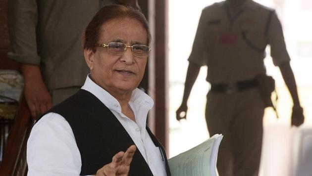 Samajwadi Party MP Azam Khan(Mohd Zakir/HT PHOTO)