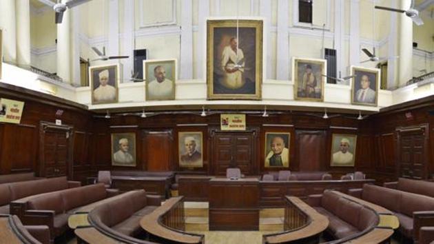 All government offices in Delhi, including the police, municipal bodies, PSUs and the Metro have been asked to be a part of an assessment to check the participation of religious minority groups in their workforce.(Sanchit Khanna/HT PHOTO)