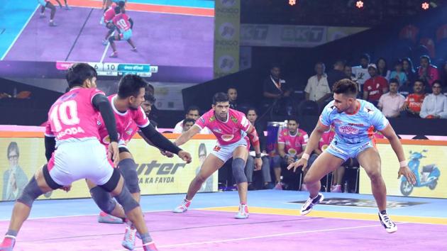 Jaipur Pink Panthers snatch victory from Bengal Warriors’ grasp(Pro Kabaddi League)