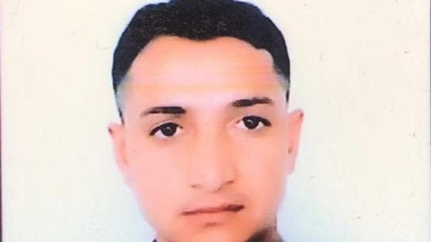 34-year old Naik was killed in ceasefire violation by Pakistan Army on Tuesday afternoon in Jammu(Sourced) 34-year old Naik was killed in ceasefire violation by Pakistan Army on Tuesday afternoon in Jammu(Sourced)