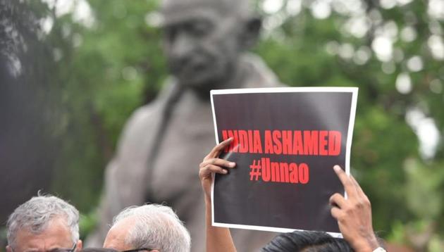 Opposition parties on Tuesday protesting against Unnao rape survivor’s accident. (Sonu Mehta/HT Photo) Opposition parties on Tuesday protesting against Unnao rape survivor’s accident. (Sonu Mehta/HT Photo)