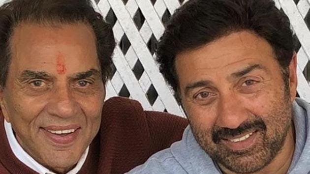 Dharmendra took to Twitter to thank all for showering their praise for Sunny Deol.(Instagram)