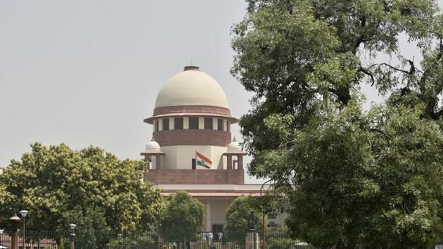 The Supreme Court on Monday directed the Uttarakhand government to withdraw its order for the construction of a road through a corridor between the Rajaji and Corbett Tiger Reserves after it found the project did not have the Centre’s approval.(Biplov Bhuyan/HT PHOTO)