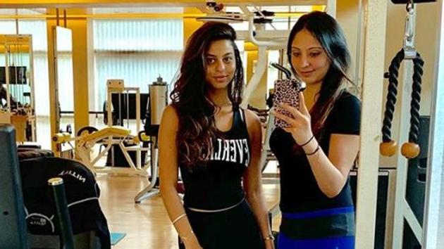 Suhana Khan poses with her instructor.