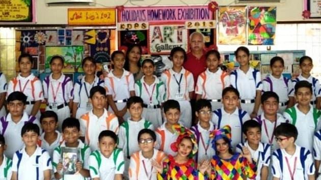 Pupils exhibited the activity-based work given by teachers(HT)