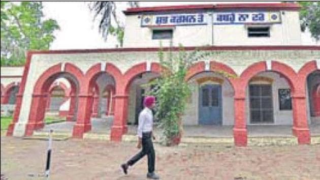 Shaheed Col Harcharan Singh Sekhon Memorial Government Senior Secondary School, Dakha, Ludhiana, which was renovated with the help of Good Samaritans. (GURPREET SINGH/HT) Shaheed Col Harcharan Singh Sekhon Memorial Government Senior Secondary School, Dakha, Ludhiana, which was renovated with the help of Good Samaritans. (GURPREET SINGH/HT)