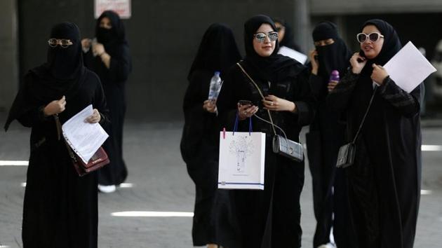 Women in Saudi Arabia will now be allowed to travel without their male guardians.(REUTERS Photo)