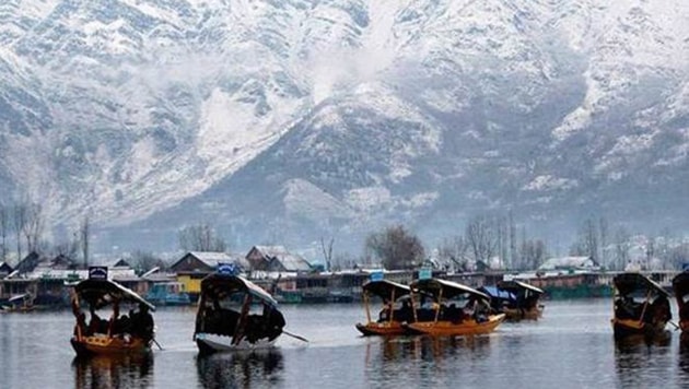 Travel to the Kashmir area, including Srinagar, is not advised, it said. (HT Photo) Travel to the Kashmir area, including Srinagar, is not advised, it said. (HT Photo)