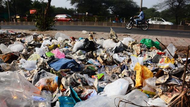 More than two lakh kilos of plastic waste, illegally dumped by plastic traders on a vacant land behind Majlis Park metro station at Jahangirpuri, were cleared on Saturday. (HT Photo (Representative Image)) More than two lakh kilos of plastic waste, illegally dumped by plastic traders on a vacant land behind Majlis Park metro station at Jahangirpuri, were cleared on Saturday. (HT Photo (Representative Image))