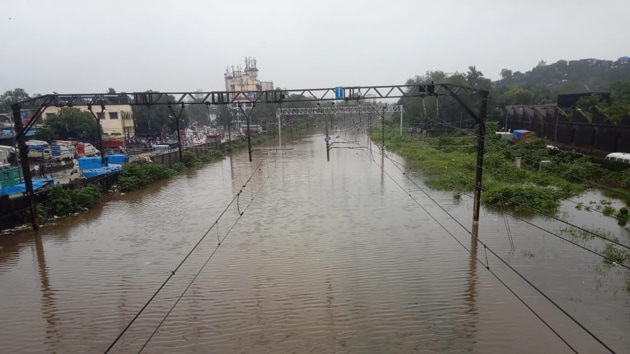 Submerged rail tracks between Kurla and Sionin Mumbai following heavy rain. (Kunal Patil/HT PHOTO) Submerged rail tracks between Kurla and Sionin Mumbai following heavy rain. (Kunal Patil/HT PHOTO)