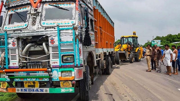 On Friday, the CBI had constituted an additional team of 20 investigating officers to assist in the probe into the accident. (HT Photo) On Friday, the CBI had constituted an additional team of 20 investigating officers to assist in the probe into the accident. (HT Photo)