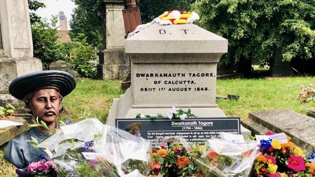 Commemoration event titled ‘Forgotten Pioneer’ was held to honour Dwarkanath Tagore at the Kensal Green Cemetery in London on Sunday.(HT Photo) Commemoration event titled ‘Forgotten Pioneer’ was held to honour Dwarkanath Tagore at the Kensal Green Cemetery in London on Sunday.(HT Photo)