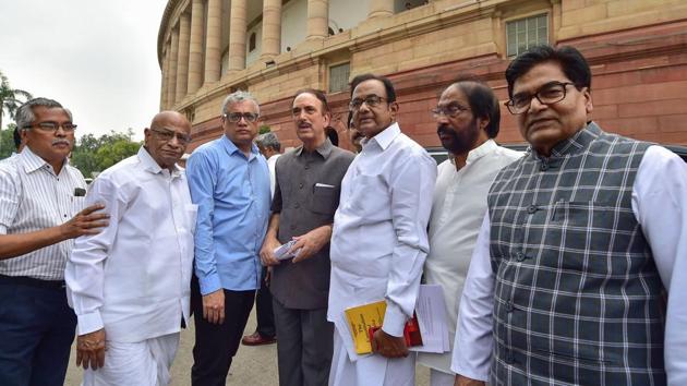 Senior Congress leader Gulam Nabi Azad, P Chidambaram, TMC leader Derek O'Brien, SP MP Ram Gopal Yadav and others following a media address after the Union Home Minister Amit Shah moved a resolution to remove Article 370 in the state of Jammu and Kashmir, in the Parliament during the Budget Session, in New Delhi, on Aug 05, 2019.(PTI) Senior Congress leader Gulam Nabi Azad, P Chidambaram, TMC leader Derek O'Brien, SP MP Ram Gopal Yadav and others following a media address after the Union Home Minister Amit Shah moved a resolution to remove Article 370 in the state of Jammu and Kashmir, in the Parliament during the Budget Session, in New Delhi, on Aug 05, 2019.(PTI)