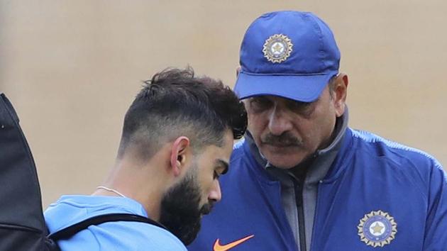 File image of India skipper Virat Kohli and Ravi Shastri (R).(AP)