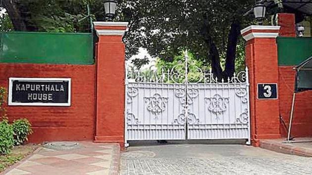 Delhi HC rejects erstwhile Kapurthala ruler’s right to sell the property, now the official residence of Punjab CM in Delhi. (HT File) Delhi HC rejects erstwhile Kapurthala ruler’s right to sell the property, now the official residence of Punjab CM in Delhi. (HT File)
