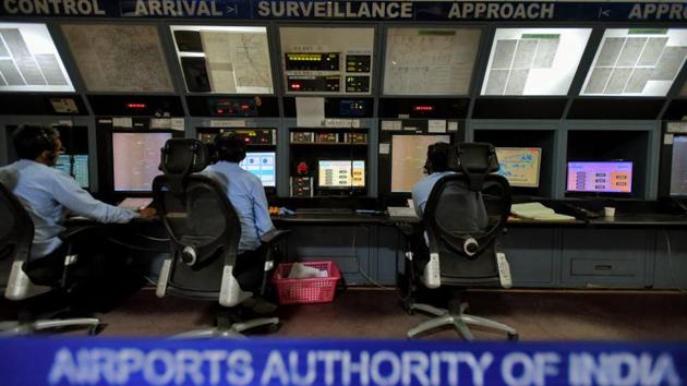 Air Traffic Control room (ATC) personnel at Indira Gandhi International Airport, in New Delhi.(HT PHOTO)