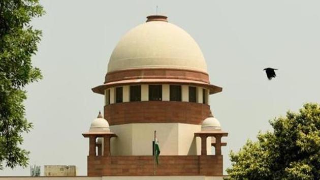 A petition challenging the presidential order that paved the way for scrapping Article 35-A, and effectively revoking Article 370 of the Constitution was filed in the Supreme Court on Tuesday by advocate M L Sharma.(Amal KS/HT PHOTO)