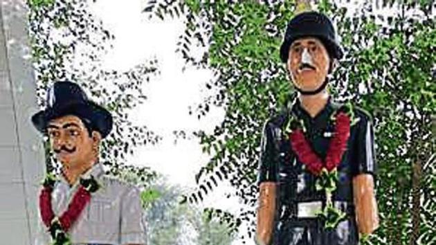 The hands of Naik Anil Kumar’s statue (centre), who died in the line of duty, were broken. (Sourced) The hands of Naik Anil Kumar’s statue (centre), who died in the line of duty, were broken. (Sourced)