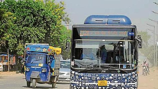 Department of heavy industry (under the ministry of heavy industries and public enterprises) announced the sanction of 5,595 electric buses to 64 cities, including Gurugram (HT PHOTOS) Department of heavy industry (under the ministry of heavy industries and public enterprises) announced the sanction of 5,595 electric buses to 64 cities, including Gurugram (HT PHOTOS)