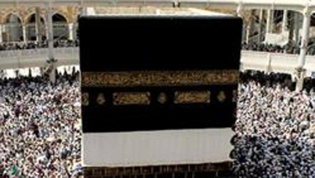 Thousands of white-clad pilgrims descended on Mecca this week ahead of the annual haj. (AP photo) Thousands of white-clad pilgrims descended on Mecca this week ahead of the annual haj. (AP photo)