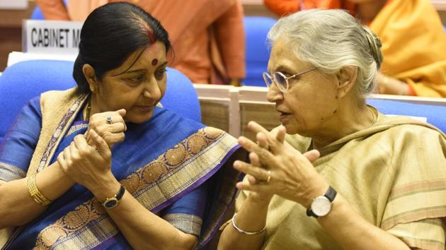 Sushma Swaraj abd Sheila Dixit