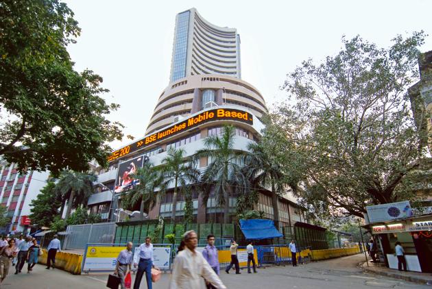 BSE Sensex jumped over 250 points in early session led by gains in banking and energy stocks. (Mint Photo) BSE Sensex jumped over 250 points in early session led by gains in banking and energy stocks. (Mint Photo)