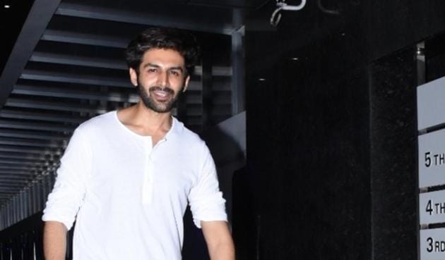 Kartik Aaryan is working on the remake of Pati Patni Aur Woh.(IANS) Kartik Aaryan is working on the remake of Pati Patni Aur Woh.(IANS)