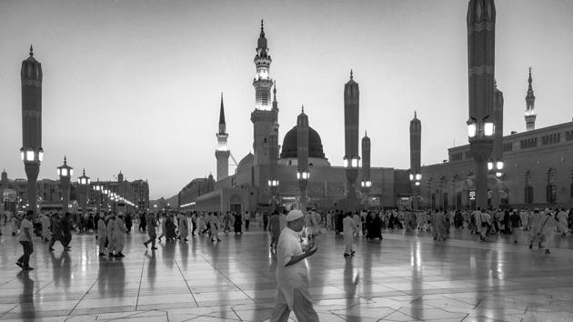 ​Eid Al-Adha​ 2019​: Hajj is among the five pillars of Islam, where the cube-shaped Kaaba is placed.(Unsplash)