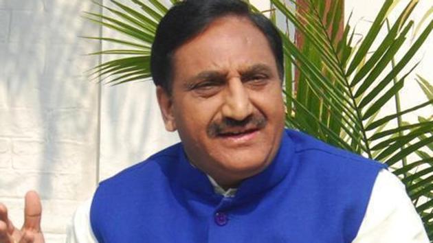 BJP leader and Haridwar MP Ramesh Pokhriyal Nishank addresses a press conference. (Vinay Santosh Kumar/Hindustan Times) BJP leader and Haridwar MP Ramesh Pokhriyal Nishank addresses a press conference. (Vinay Santosh Kumar/Hindustan Times)