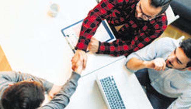Startups in Pune has as much to do with essentials like, creating the pitch plan and then delivering it. (HT/PHOTO) Startups in Pune has as much to do with essentials like, creating the pitch plan and then delivering it. (HT/PHOTO)