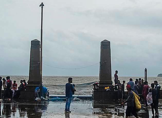 Parsi gate at Marine Drive in Mumbai .(Pratik Chorge/HT Photo)