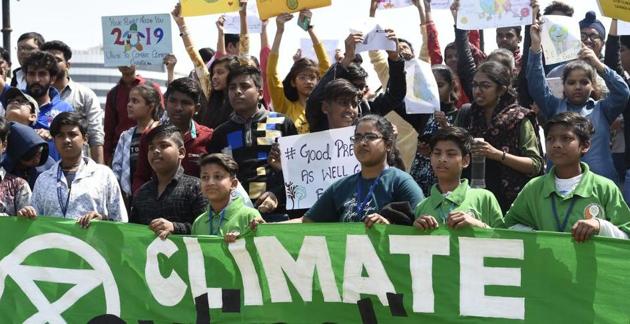 The Maharashtra government is planning to put together a task force to study the impact of climate change in Mumbai. (Arvind Yadav/HT PHOTO) The Maharashtra government is planning to put together a task force to study the impact of climate change in Mumbai. (Arvind Yadav/HT PHOTO)