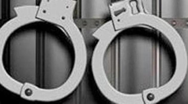 A 30-year-old man was arrested Sunday for allegedly snatching a bag containing <span class='webrupee'>?</span>10 lakh from the owner of a sweets shop at a market in Jacobpura, Sector 12.