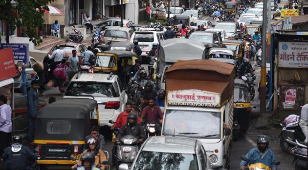 The HCMTR will pass via Bopodi, Aundh, Shivajinagar, Erandwane, Kothrud, Karve nagar, Dattawadi, Parvati, Bibvewadi, Wanowrie, Salisbury park, Hadapsar, Mundhwa, Kalyaninagar, Yerawada and Kalas. (HT/PHOTO) The HCMTR will pass via Bopodi, Aundh, Shivajinagar, Erandwane, Kothrud, Karve nagar, Dattawadi, Parvati, Bibvewadi, Wanowrie, Salisbury park, Hadapsar, Mundhwa, Kalyaninagar, Yerawada and Kalas. (HT/PHOTO)